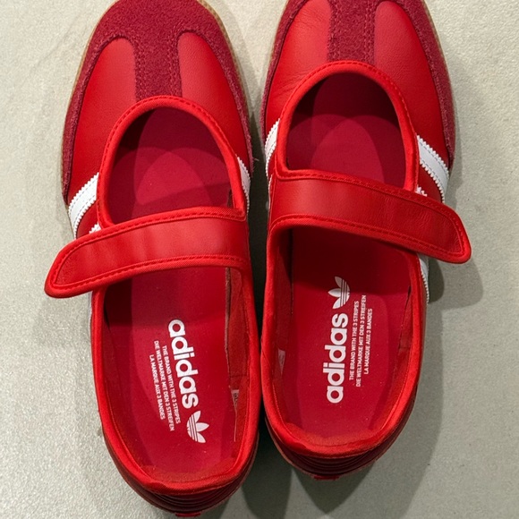 adidas Shoes - Adidas samba janes